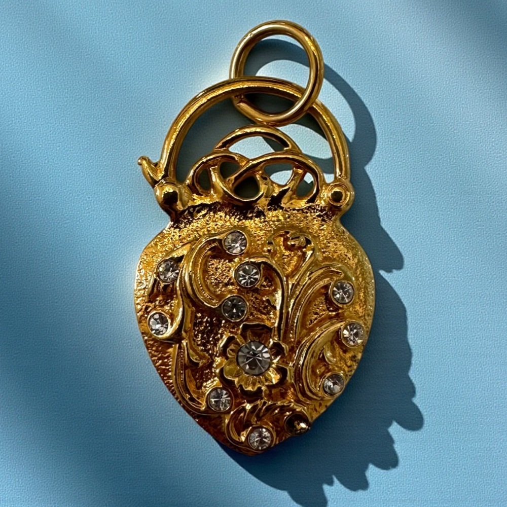 Vintage ‘80s JOAN RIVERS Interchangeable Gold Tone Rhinestone Heart Pendant